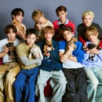 「&TEAM」、子犬と一緒に愛らしい姿を披露…あたたかい雰囲気（動画あり）
