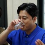 元サッカー選手アン・ジョンファン、米名門大学を卒業した娘が就職した近況伝える…「高3になった息子はもう遊んでくれない」