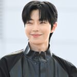 【フォト】俳優ファン・イニョプ、ドイツのフランクフルトへ…笑顔を誘う笑顔