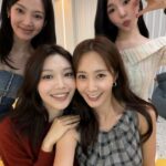 “ピョン・ヨハンと新婚生活中”「少女時代」ティファニー、注目のユニット「HYORYSU」の間でほっぺハート…さらに磨きがかかった新妻