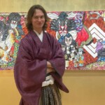 ハリウッド俳優アンセル・エルゴート、K-Cultureイベントに日本の浴衣を着て登場…「礼儀がなく失望」論争広がる