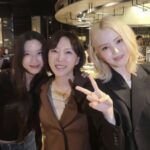 「左にムン・ガヨン、右にハン・ソヒ」キム・ドヨン監督、豪華すぎるミューズたちとの超絶ショットが話題！