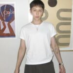 “妻はヒョナ”ヨン・ジュンヒョン（元HIGHLIGHT）、痩せた姿に…ネットでは「やっぱりヒョナ好みにした？」