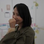 キム・ムヨル、「鉄槌教師」でグローバルスターになったけれど…現実は妻のユン・スンア専属のカメラマン？
