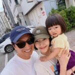 ソン・ダムビ＆イ・ギュヒョク夫婦、秋夕の家族写真公開…「わが家の名節に娘は大はしゃぎでパパとママは年を取りました」