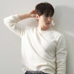 「2PM」ジュノ、ホワイトのトップスで穏やかなムード…資生堂のグラビア撮影ビハインド