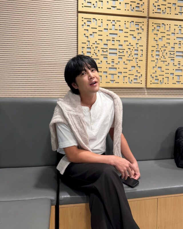 チャン・グンソク、多忙な中にもゆとりある姿…「旧盆の連休も仕事に遊びに大忙しの男」