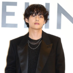 <トレンドブログ>セバスチャン・ロシェ、Vの顔がプリントされたTシャツを着てコンサート観覧…「BTS」公演を訪れるハリウッドスターたち