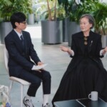 “93歳の現役ファッションデザイナー”チン・テオク、「BTS」Jung Kookのステージを見て思わず立ち上がった