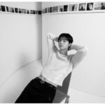 歌手ファン・ミンヒョン（NU’EST）、過ぎた日の肖像…成熟したムードの「OUR」オフィシャルフォトを公開