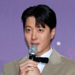 “新居公開”イ・ドンゴン、元妻と使った家具をそのまま今も…「自分が買ったものだから」