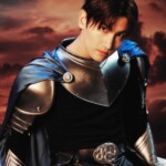 「東方神起」チャンミン、頼もしい騎士に変身…守ってくれそう（動画あり）