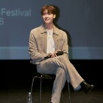 イ・ジョンソク、自信とゆとりに満ちた笑顔…「第31回釜山国際映画祭」のGVとオープントークに登場