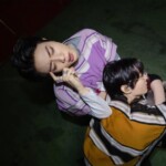 「BTS」Jin、甘えるJung Kookに困り果てる？…末っ子にはかなわない